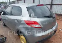 2014 Mazda 2 photo