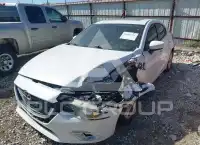 2014 Mazda 3 photo