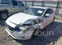 2014 Mazda 3 photo