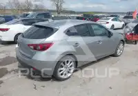 2014 Mazda 3 photo