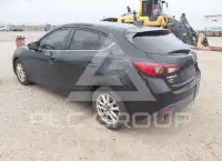 2014 Mazda 3 photo