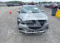2014 Mazda 3 photo