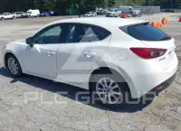 2014 Mazda 3 photo