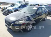 2014 Mazda 3 photo