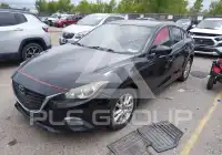 2014 Mazda 3 photo