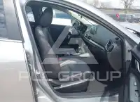 2014 Mazda 3 photo