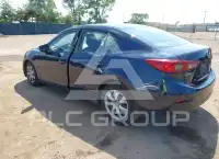 2014 Mazda 3 photo