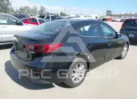 2014 Mazda 3 photo