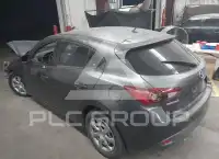 2014 Mazda 3 photo