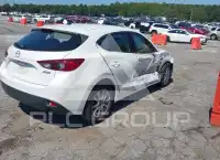 2014 Mazda 3 photo