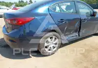 2014 Mazda 3 photo