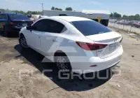 2014 Mazda 3 photo