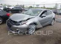 2014 Mazda 3 photo