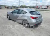 2014 Mazda 3 photo