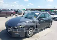 2014 Mazda 3 photo