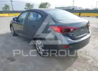 2014 Mazda 3 photo