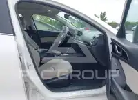 2014 Mazda 3 photo