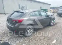 2014 Mazda 3 photo