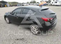 2014 Mazda 3 photo