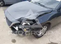 2014 Mazda 3 photo