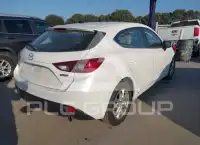 2014 Mazda 3 photo