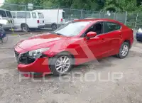2014 Mazda 3 photo