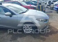 2014 Mazda 3 photo
