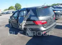 2014 Mazda 5 photo