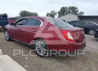 2014 Lincoln MKS photo