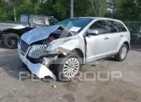 2014 Lincoln MKX photo