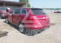 2014 Lincoln MKT фото