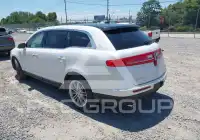 2014 Lincoln MKT фото