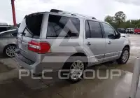 2014 Lincoln NAVIGATOR photo