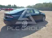 2014 Lincoln MKZ photo