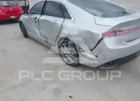 2014 Lincoln MKZ photo