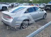 2014 Lincoln MKZ photo