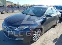2014 Lincoln MKZ photo