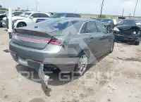 2014 Lincoln MKZ photo
