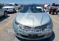 2014 Lincoln MKZ photo