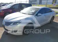 2014 Lincoln MKZ photo