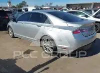 2014 Lincoln MKZ photo