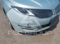 2014 Lincoln MKZ photo