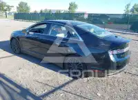 2014 Lincoln MKZ photo