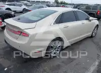 2014 Lincoln MKZ photo