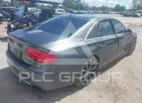 2014 Audi S8 photo