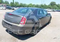 2014 Chrysler 300 фото