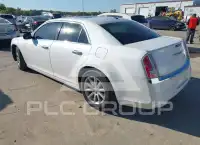2014 Chrysler 300 photo