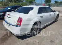 2014 Chrysler 300 фото