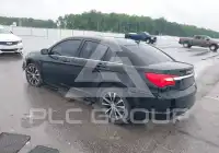 2014 Chrysler 200 photo