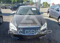 2014 Chrysler 200 фото
